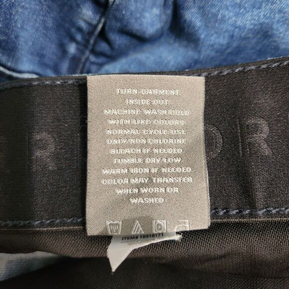 Torrid Women 24S Super Soft High Rise Bombshell Skinny Jeans - Picture 9 of 13